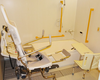 重度化に対応した機械浴室設置(既設)、正看護師の配置
